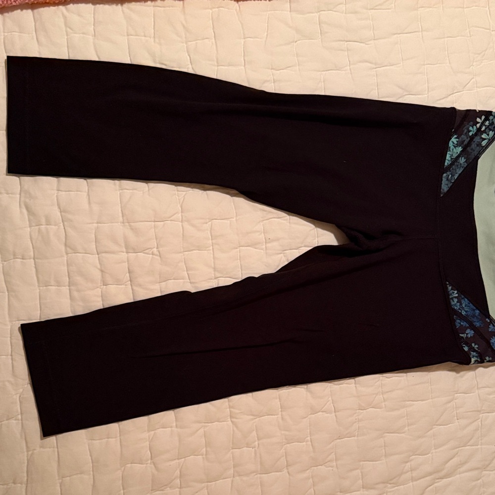 lululemon athletica Black Cropped Leggings with Floral Waistband